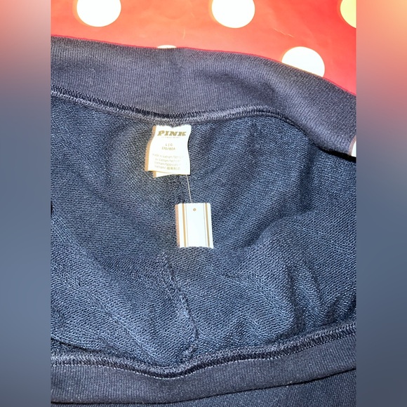 NWT VS PINK Size LARGE Fold Over Shorts. Navy Blue Dog Logo. - Picture 5 of 6